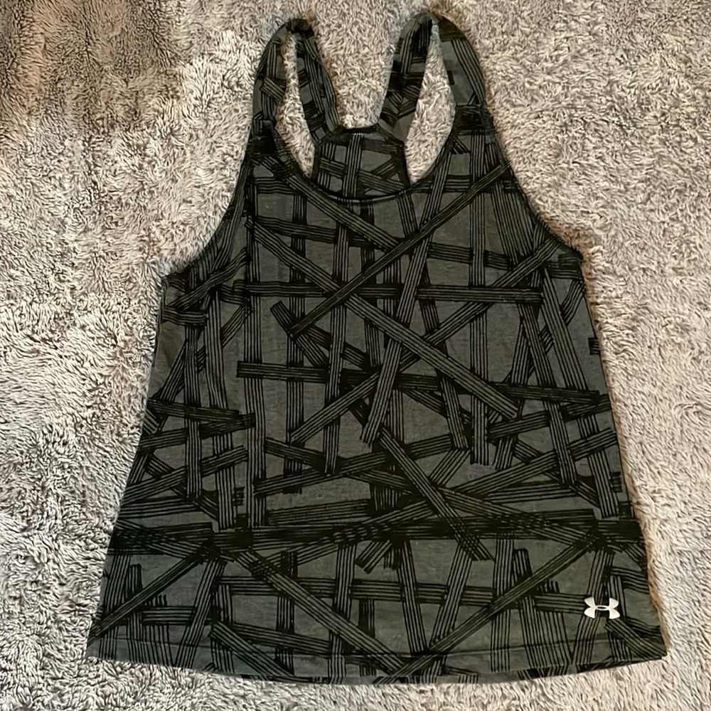 Under armor active top; size medium women
